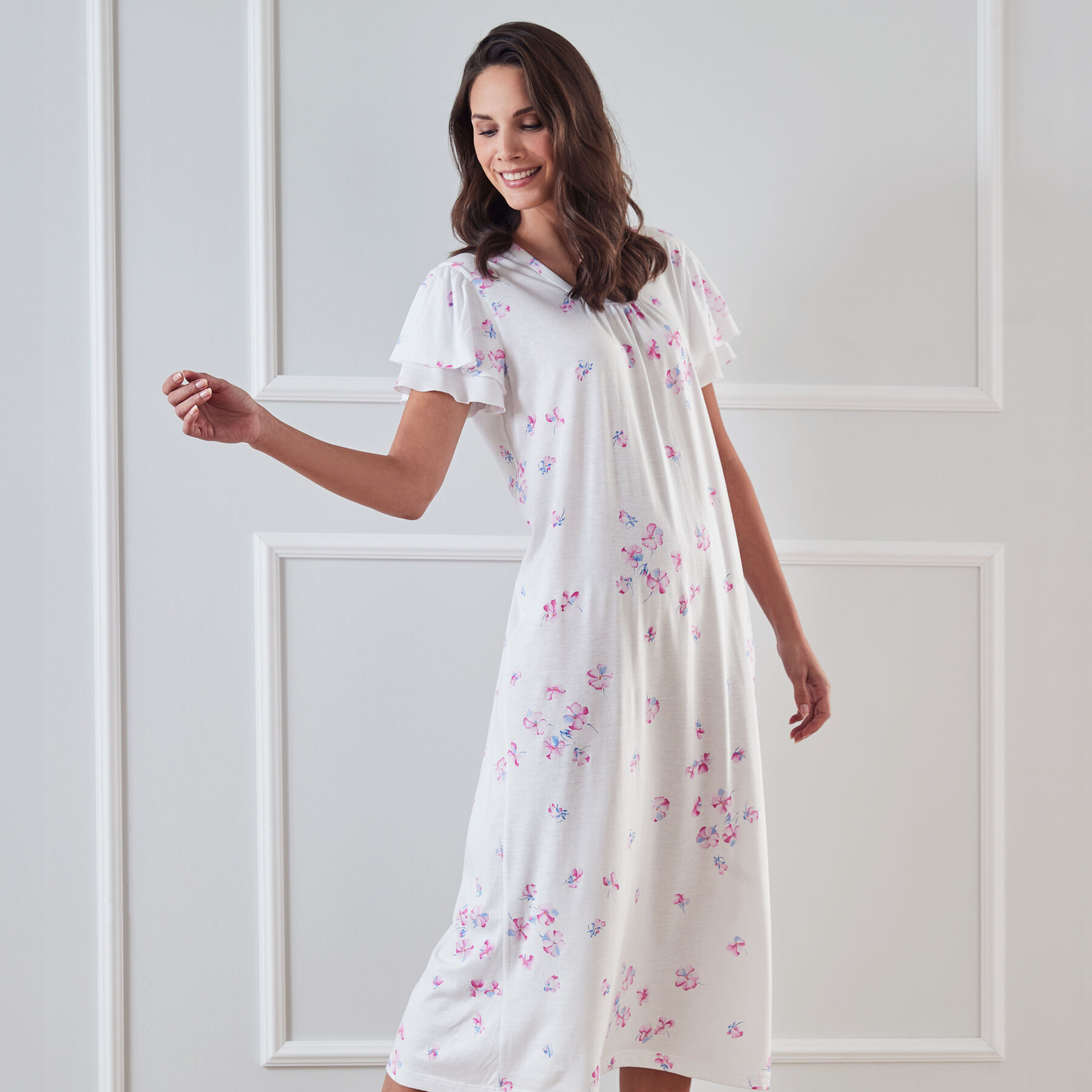 Ultraweiches Damen-Nachthemd Von Mrat – Kurzarm, V-Ausschnitt, Lockere Passform